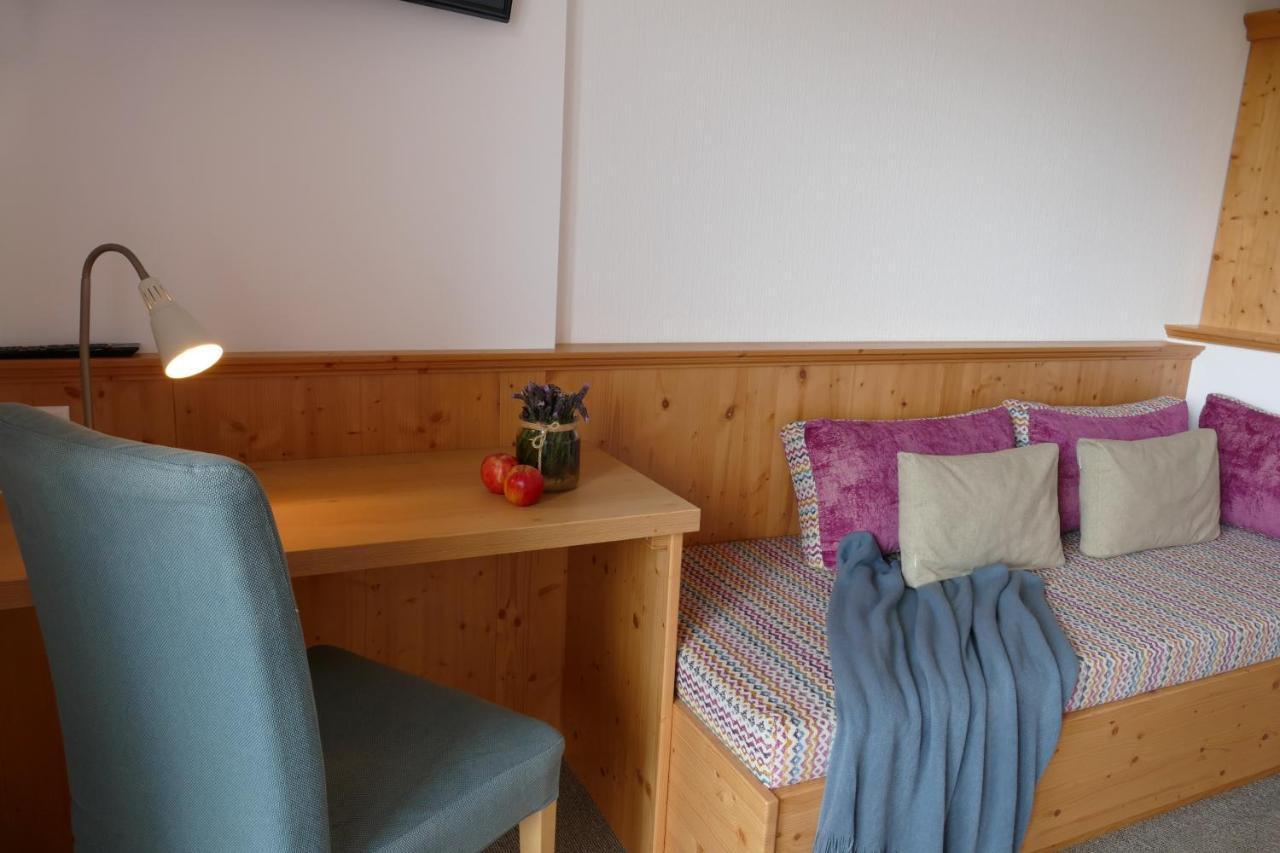 Pension Geissler-Reicher Oberwoelz Stadt Extérieur photo