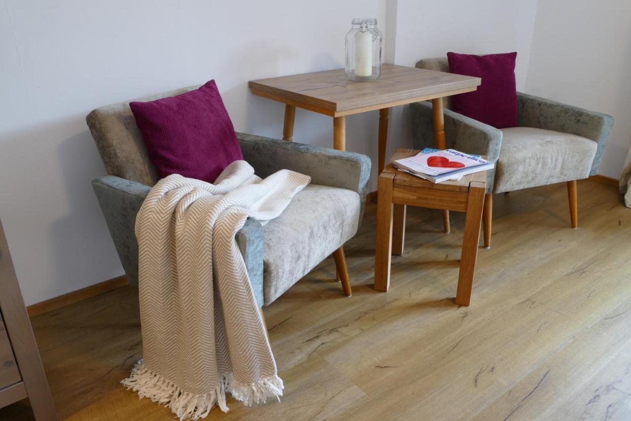 Pension Geissler-Reicher Oberwoelz Stadt Extérieur photo