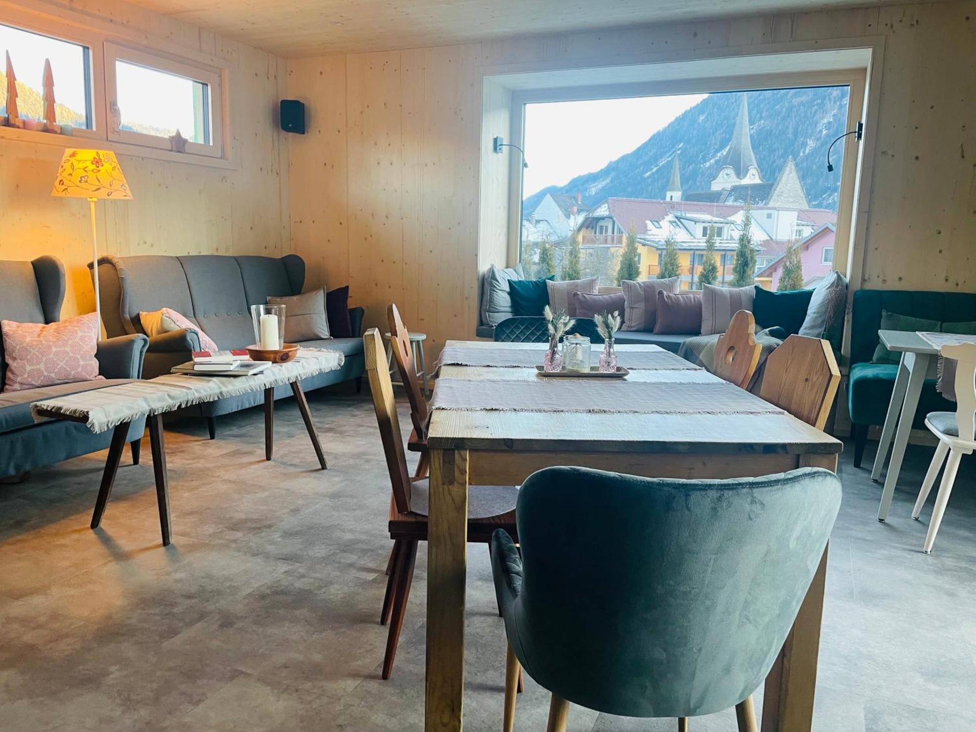 Pension Geissler-Reicher Oberwoelz Stadt Extérieur photo