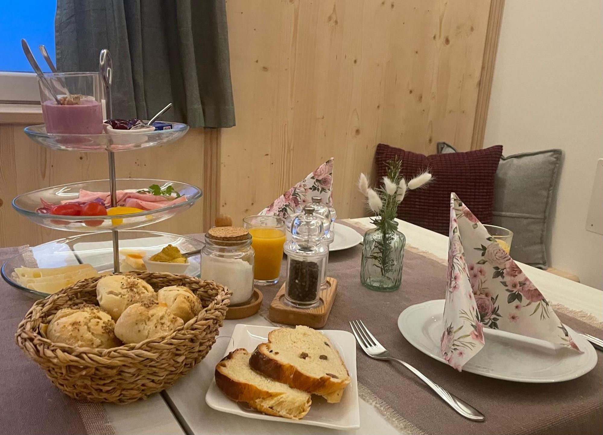 Pension Geissler-Reicher Oberwoelz Stadt Extérieur photo