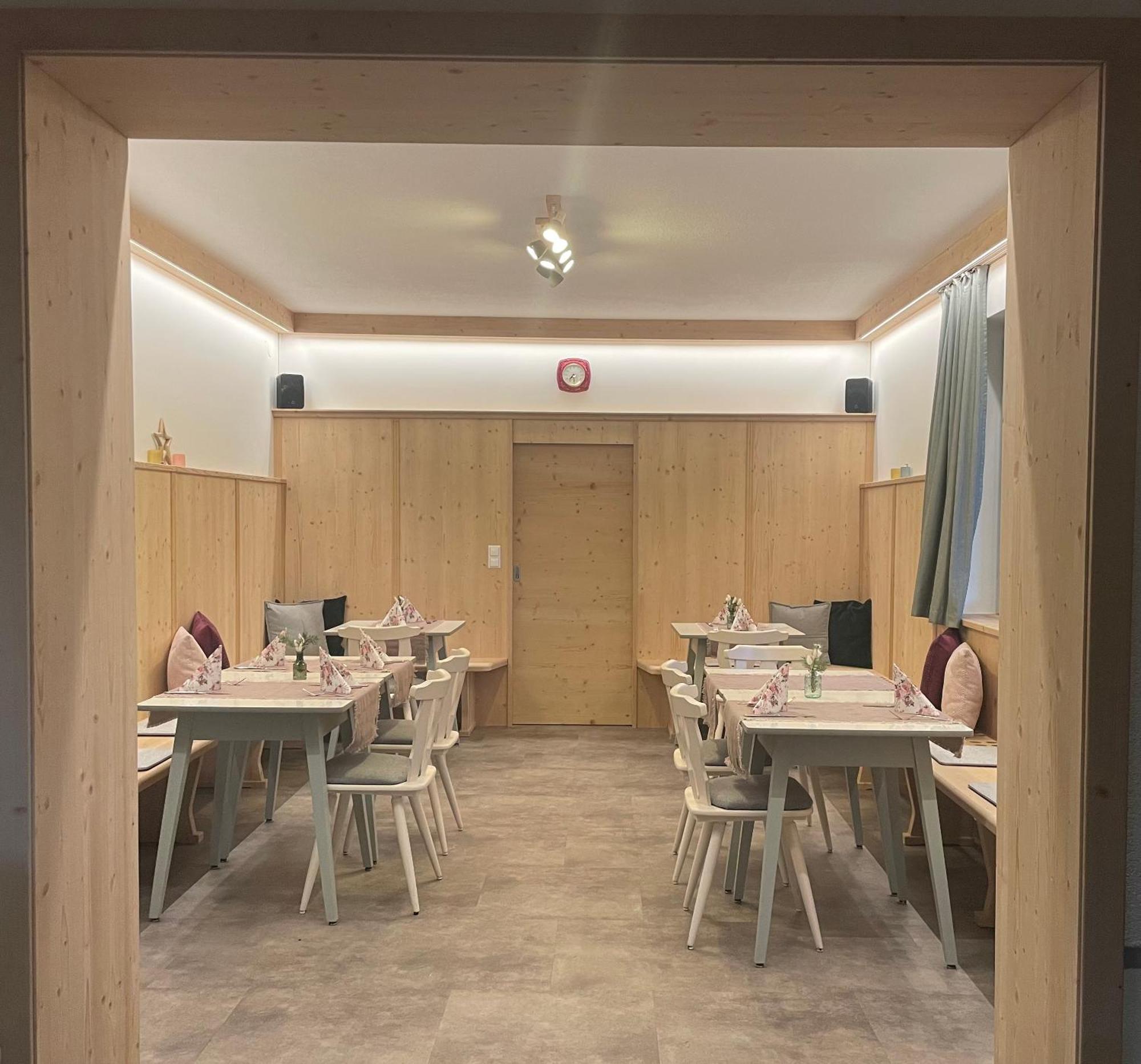 Pension Geissler-Reicher Oberwoelz Stadt Extérieur photo