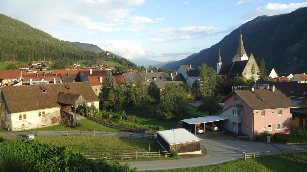 Pension Geissler-Reicher Oberwoelz Stadt Extérieur photo