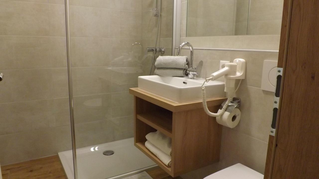 Pension Geissler-Reicher Oberwoelz Stadt Extérieur photo